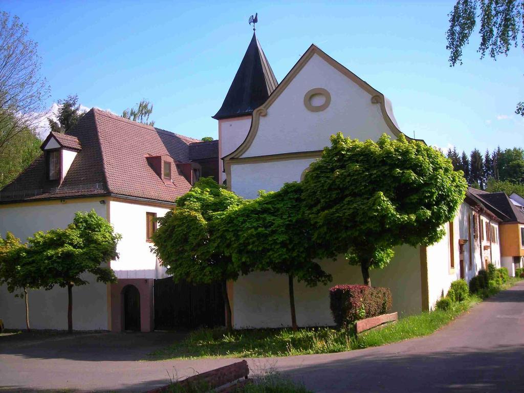 Hotel Schloss Fuchsmuehl Exterior foto
